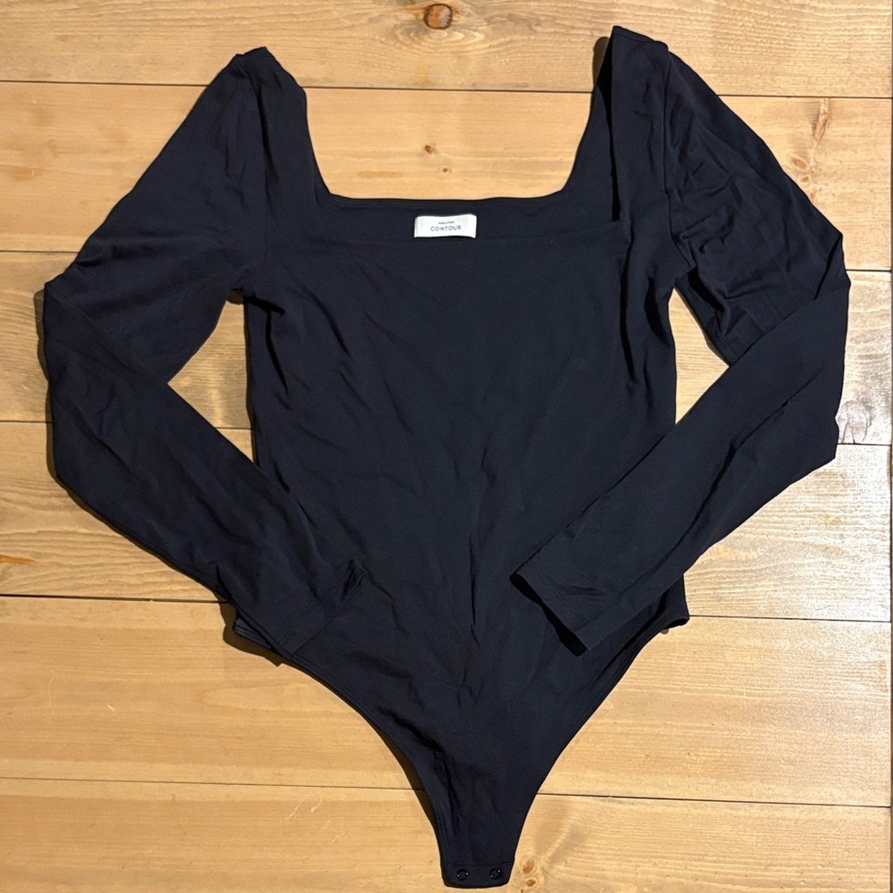 Aritzia Black Square Neck Bodysuit